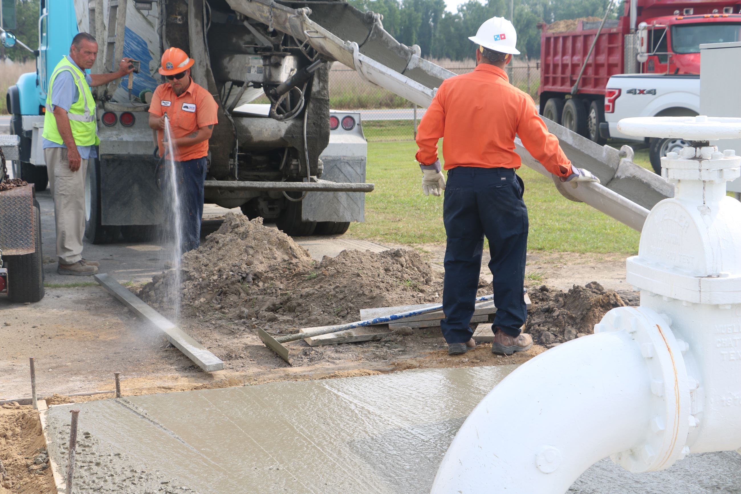 Cleaning concrete off tools